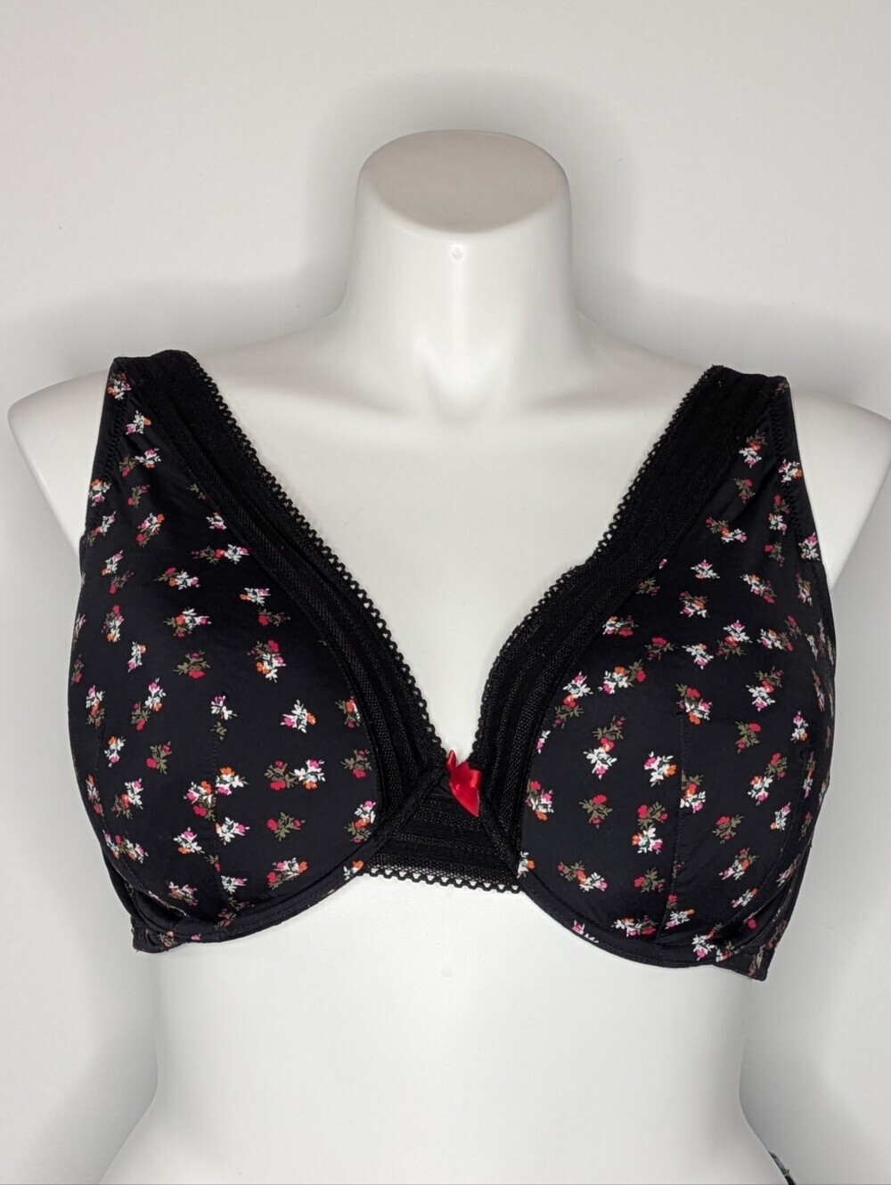 Cacique Black Red Floral Smooth Lightly Lined Balconette Bra 44DD 44E
